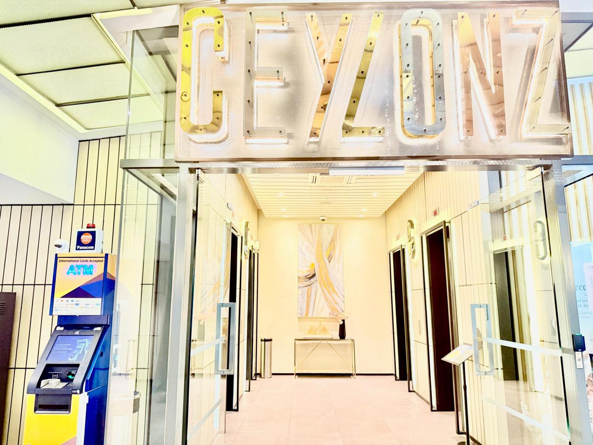 Ceylonz Suites Klcc By Purple Orchid — Photos 1